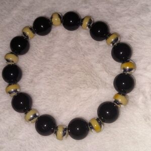 Elegant Black and Yellow Beaded Bracelet